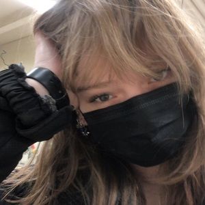 Meet your Posher, Lily